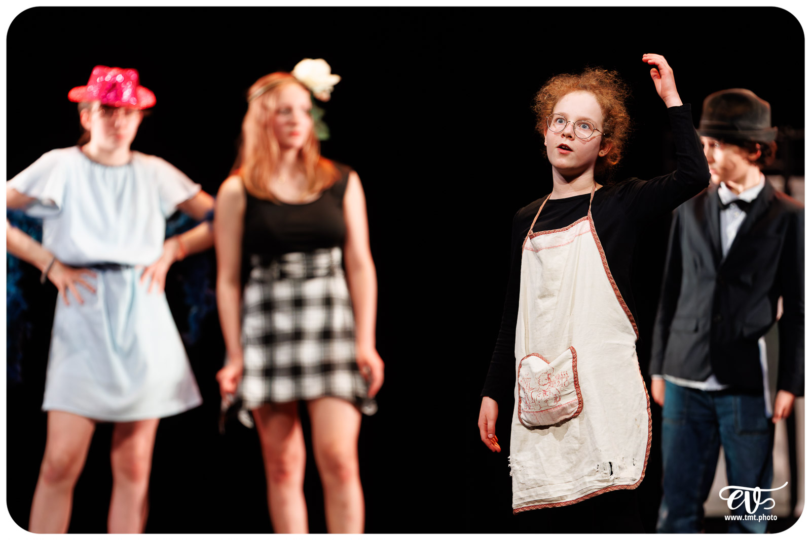 LES FEMMES SAVANTES (ATELIER THÉÂTRE DU COLLÈGE FOCH)